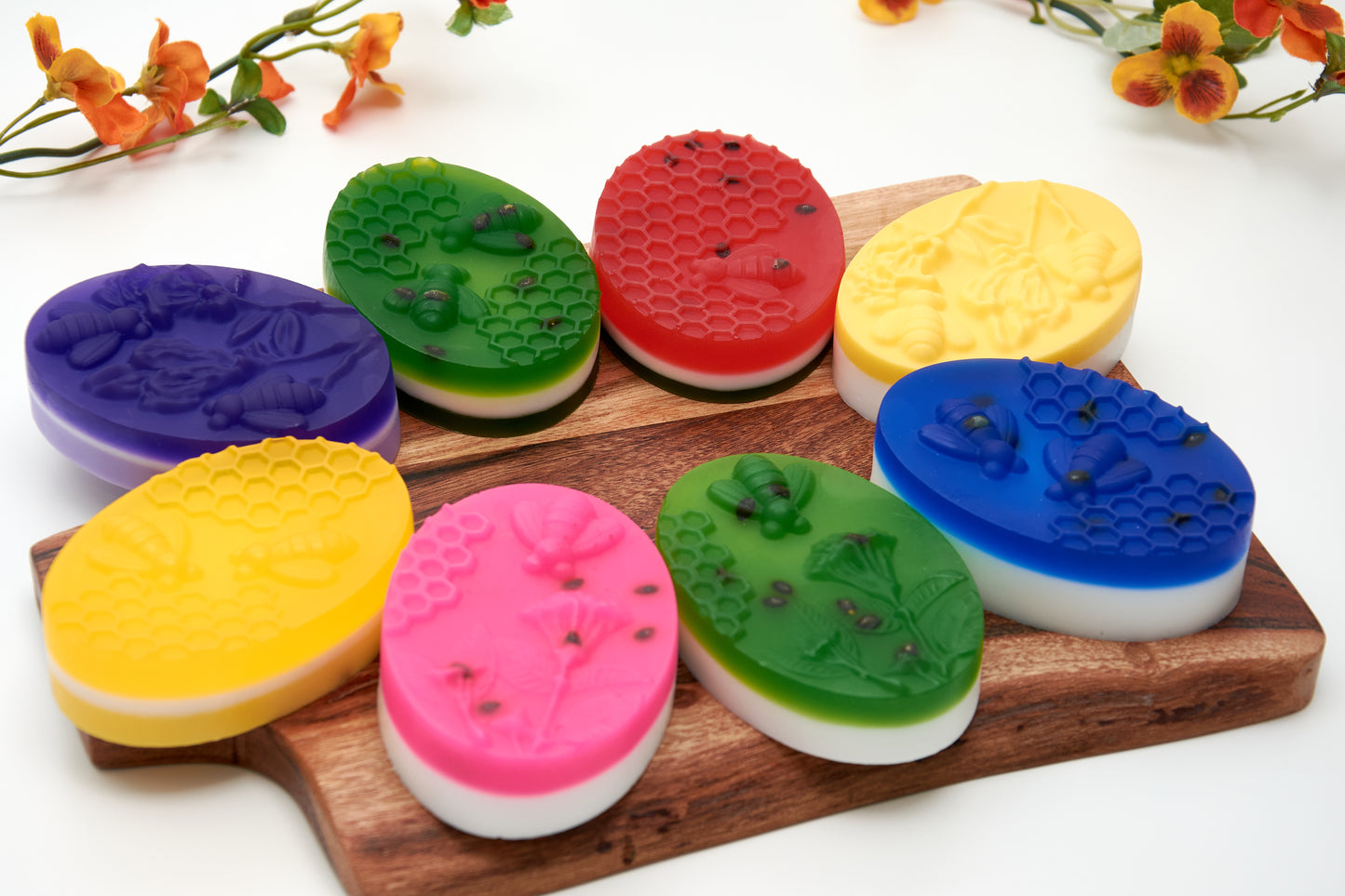 Soap Bee & Honeycomb Set of 3 β Handmade Vegan Soap Bars, Shea Butter Natural Paraben-Free Luxury Honey Soap for Hand and Body, Gift Boxed