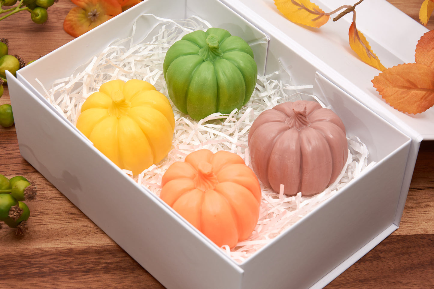 Pumpkin Soaps – Assorted Scents – Halloween and Autumn Gift – 4 Pieces in a Luxury White Box