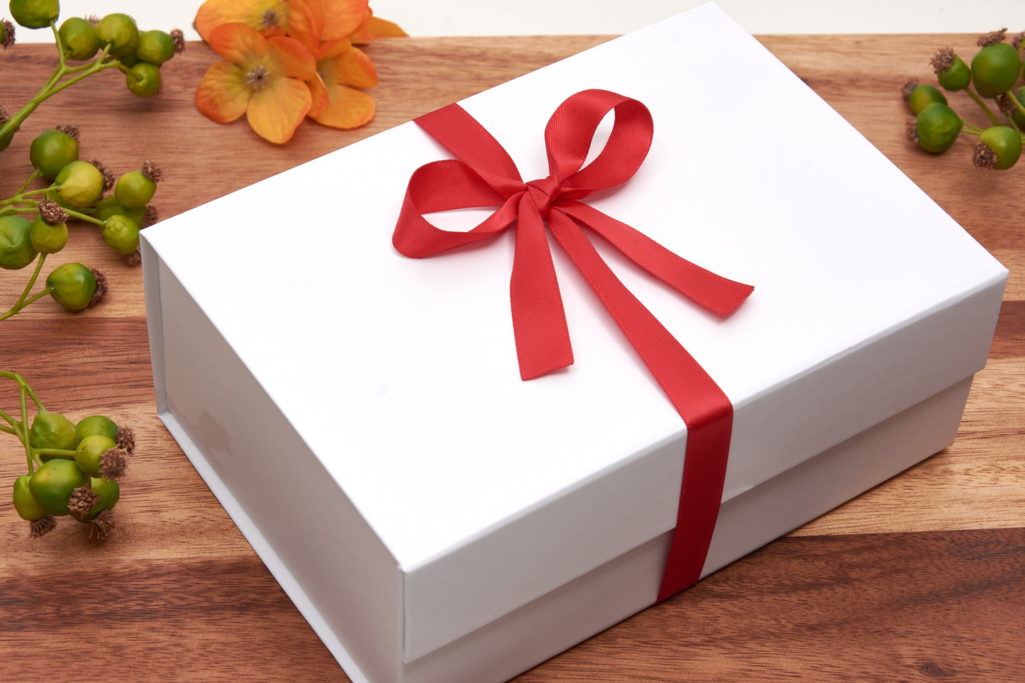 Pumpkin Soaps – Assorted Scents – Halloween and Autumn Gift – 4 Pieces in a Luxury White Box