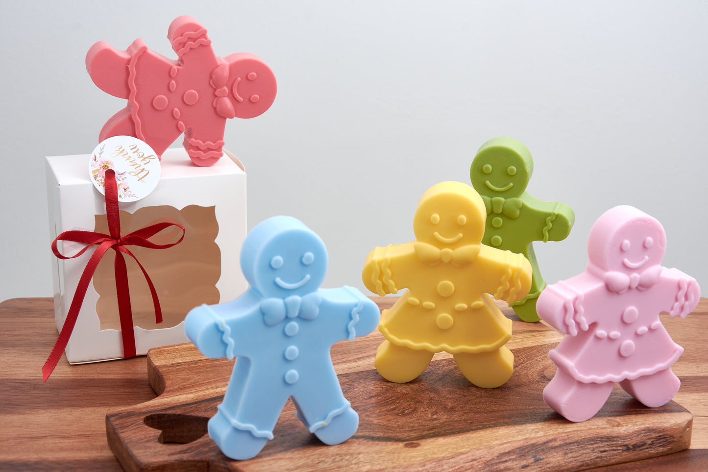 Gingerbread Soap Figurines | Gingerbread Man & Woman | Cute Christmas Soap | Holiday decorations |  Scented Soap | Christmas Party Favors | Soap Bar