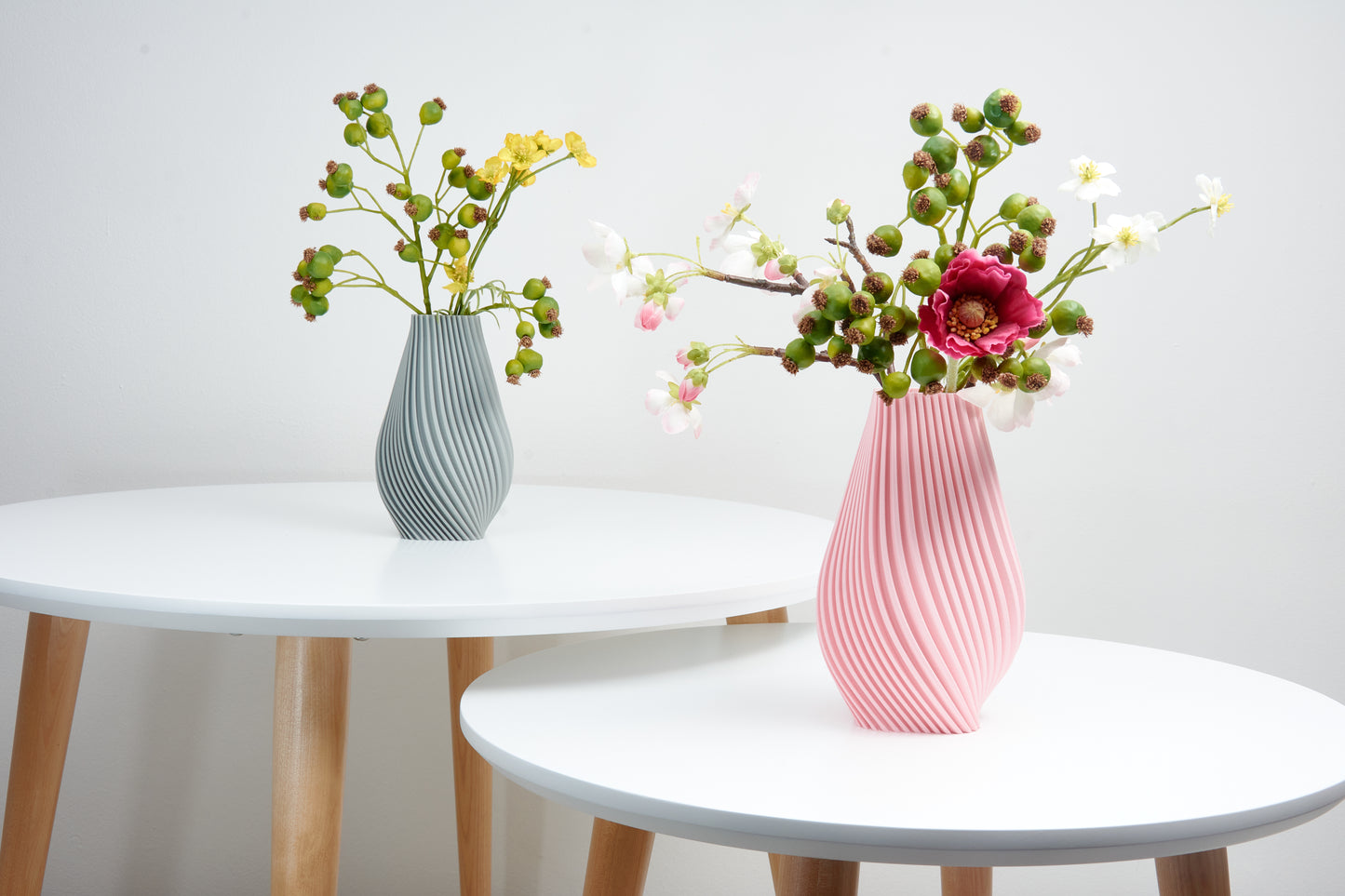 Trendy decorative vase Unique shelf ornament Perfect for dried and artificial flower arrangement Original home decor Gift for flower lovers