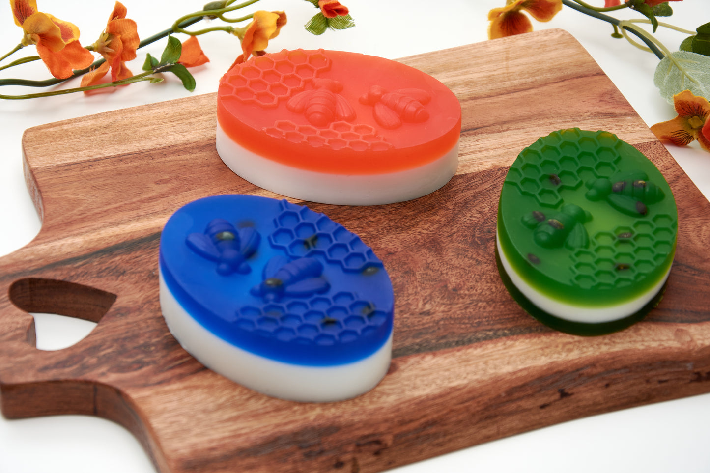 Soap Bee & Honeycomb Set of 3 – Handmade Vegan Soap Bars, Shea Butter Natural Paraben-Free Luxury Honey Soap for Hand and Body, Gift Boxed