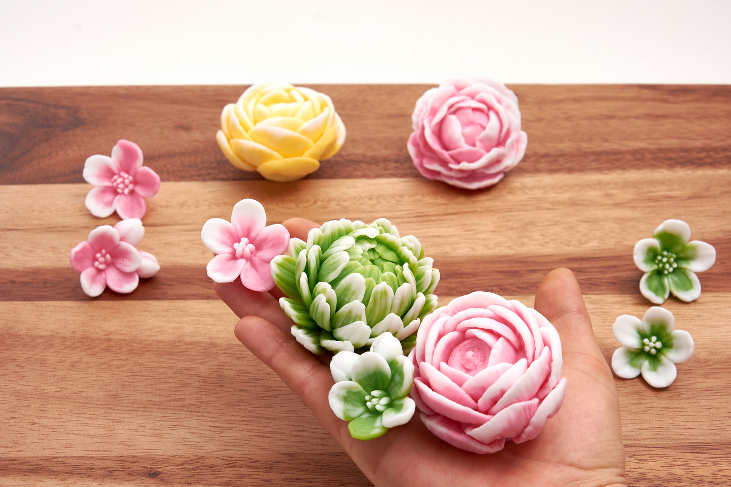 Decorative Soap Flower Set: Peony, Ranunculus, Chrysanthemum, Cherry Blossom – Handcrafted Floral Wedding Favor