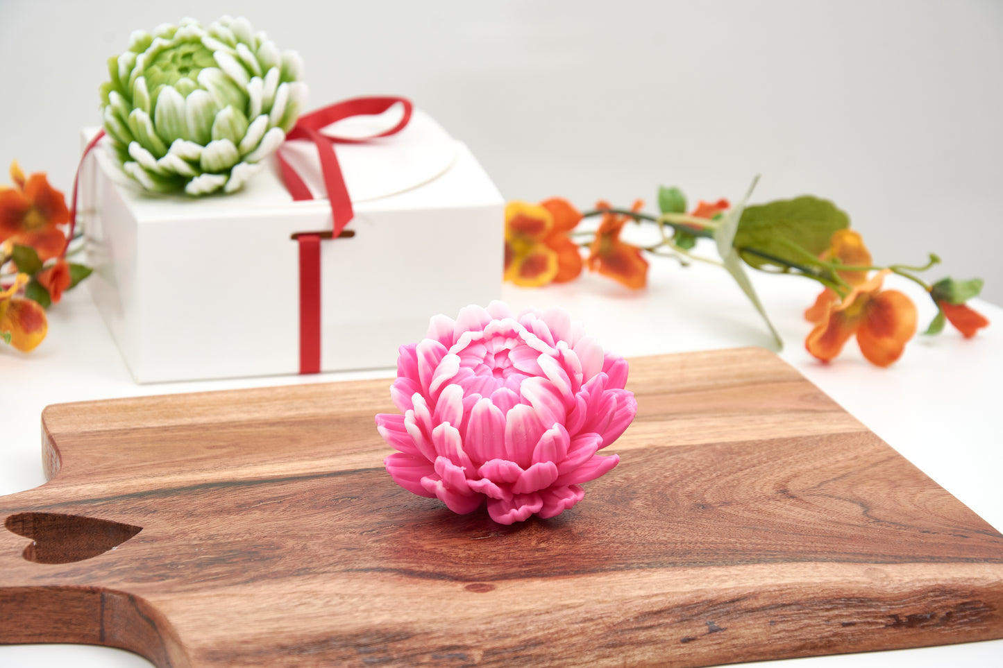Chrysanthemum Soap Flower | Wedding, Christening & Baby Shower Favor | Party Decor | Vegan Soap Gift Box | Scented Soap | Artisan Soap