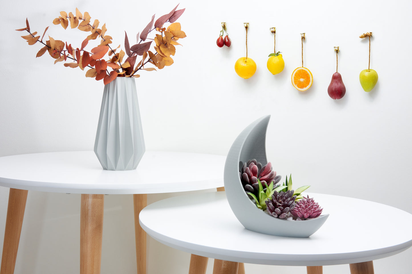 Mystical Moon shaped Planter Celestial Accent for Your Indoor Garden Lunar Beauty Pot Add Cosmic Charm to Your Green Space Magic Gift pot