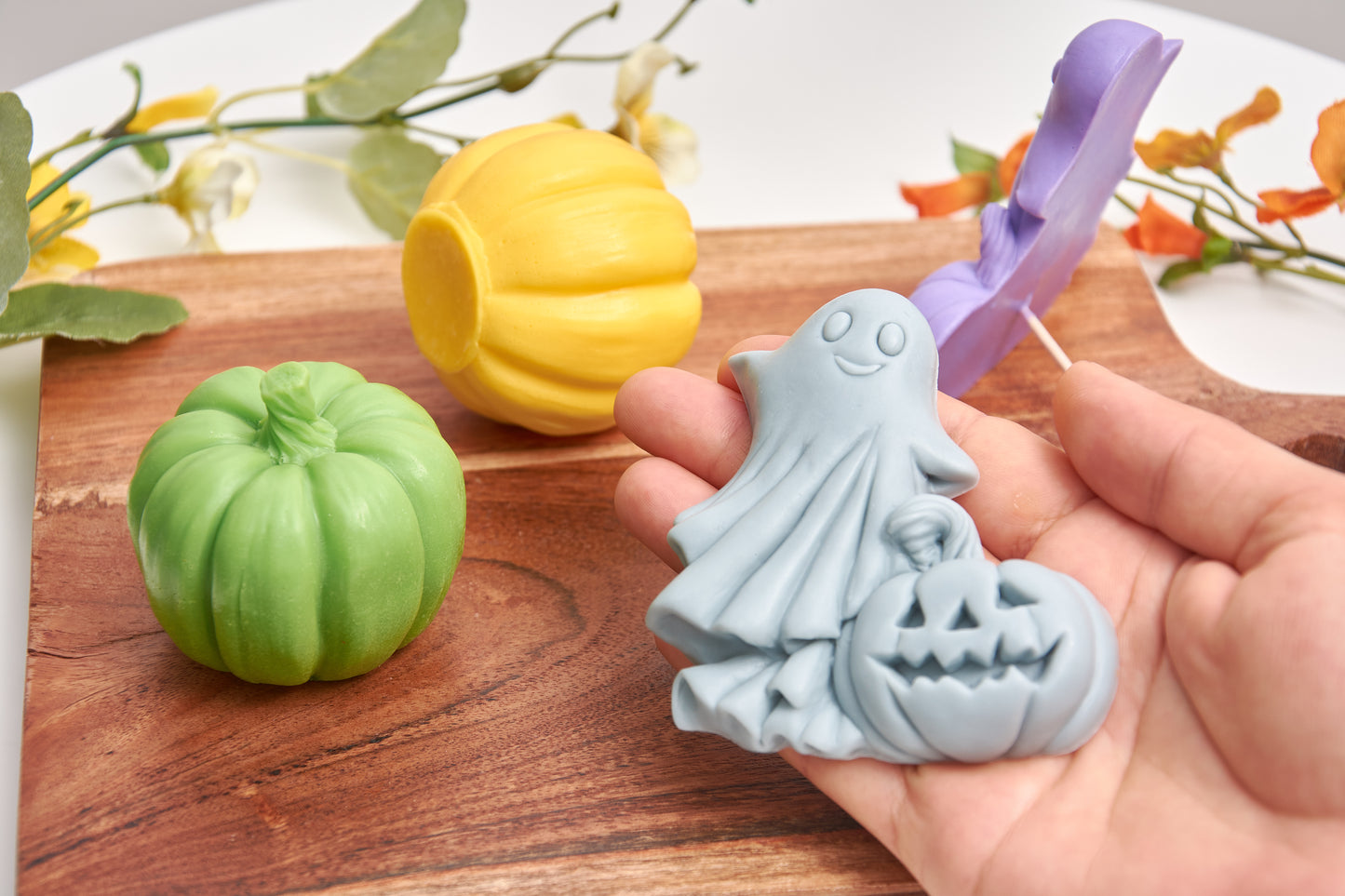 Pumpkin and Ghost - Handmade Halloween Soap Set (2 Pieces)  - Scented Autumn Decor