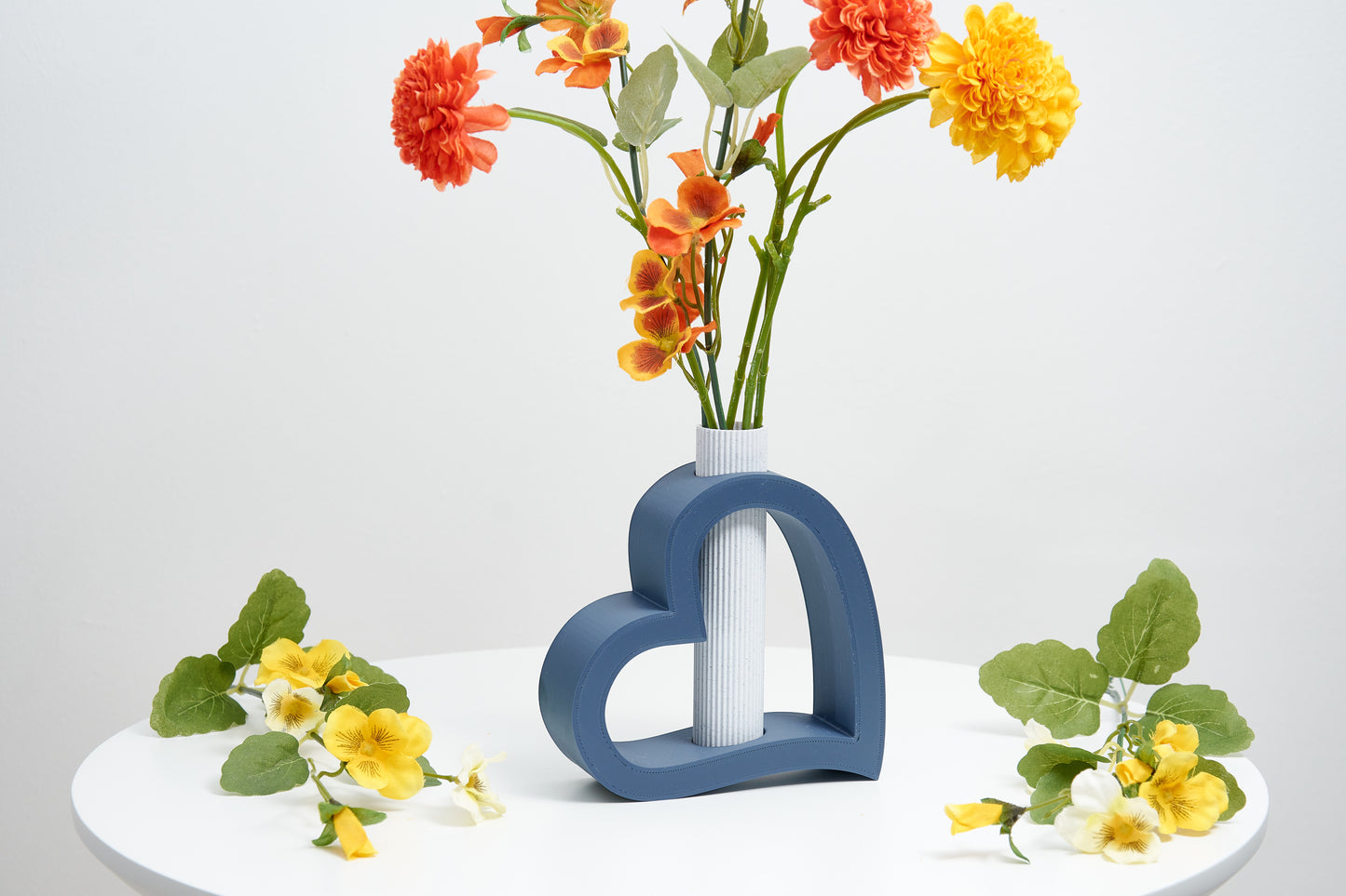 Tiny decorative vase Romantic love heart decor Unique shelf ornament Perfect for dried flower arrangement Original gift for lovers