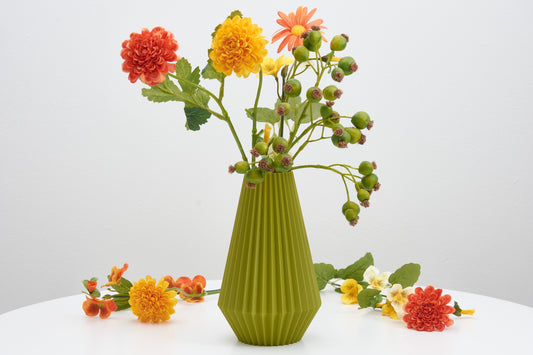 Ribbed decorative vase Perfect for dried flower arrangement Modern shelf ornament Original gift for plant lover Living room decoration